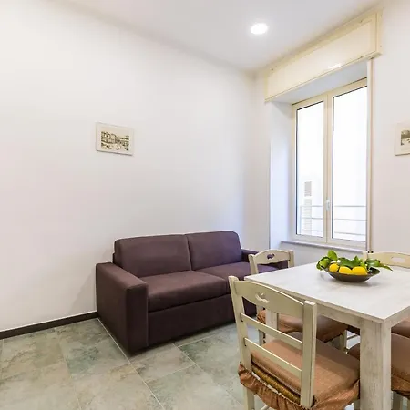 Gelso Complex And Flat By Napoliapartments *