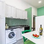 公寓 Gelso Complex And Flat By Napoliapartments