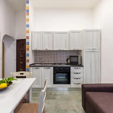 Gelso Complex And Flat By Napoliapartments