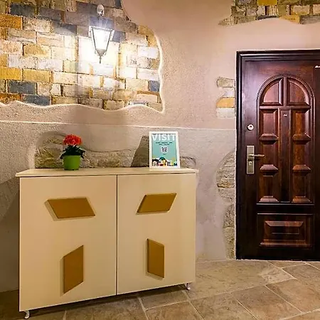 Appartement Gelso Complex And Flat By Napoliapartments