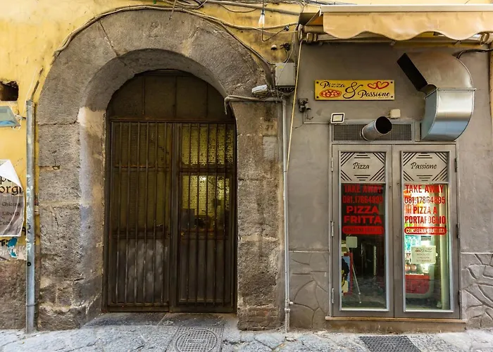 Gelso Complex And Flat By Napoliapartments * Nápoles