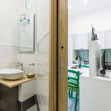 Apartamento Gelso Complex And Flat By Napoliapartments