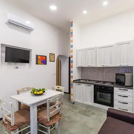 Apartamento Gelso Complex And Flat By Napoliapartments Nápoles